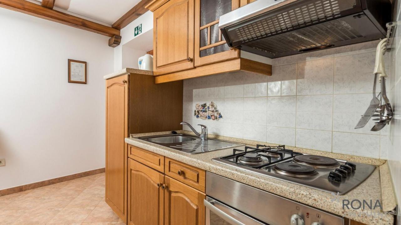 Rona Stone House Apartments Janja Boljun المظهر الخارجي الصورة
